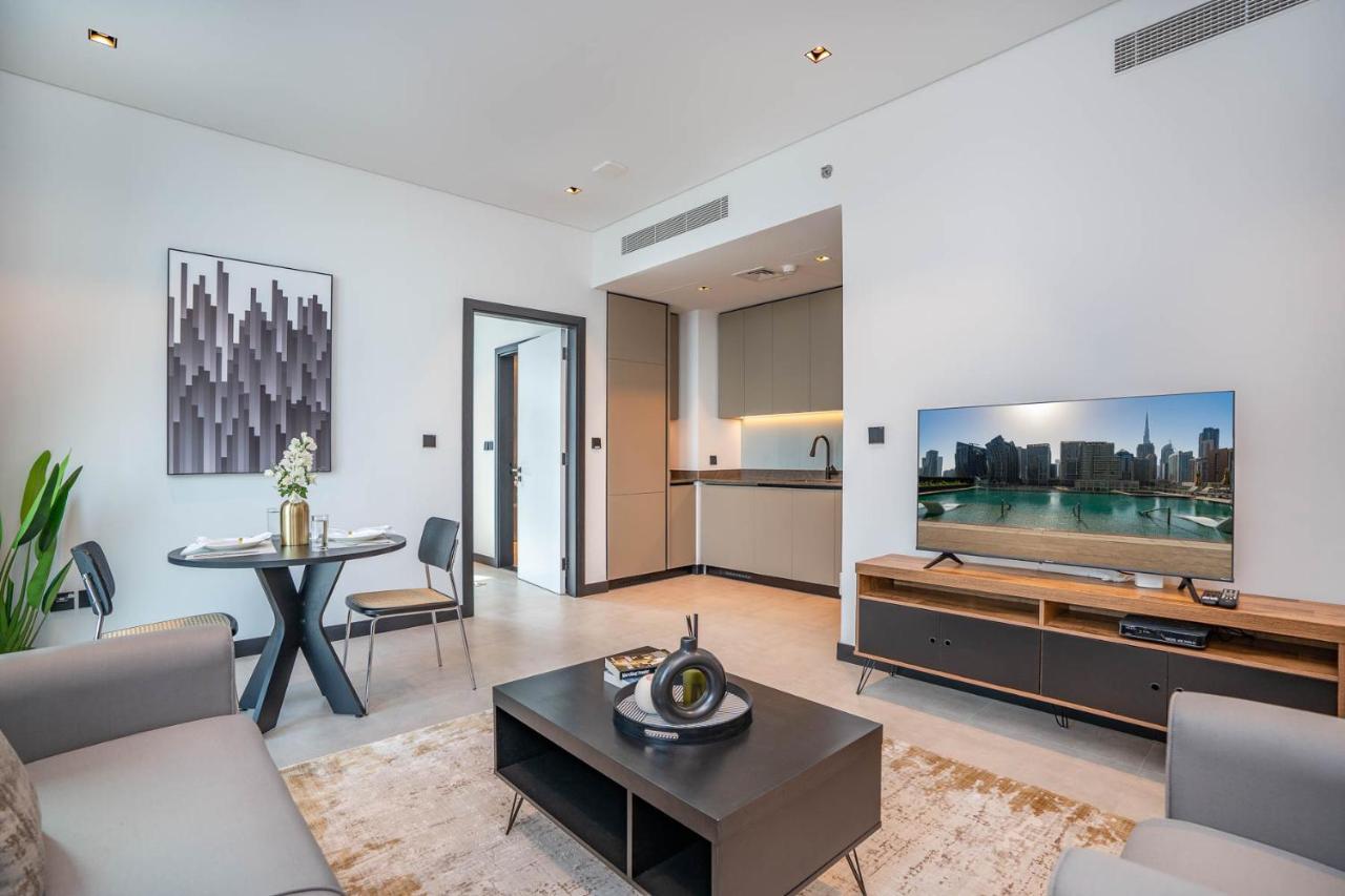 Pristine 1 Bedroom - Business Bay Apartment Dubai